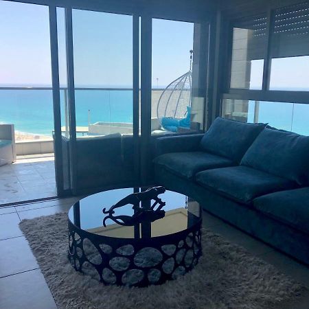 Panorama Apartment " City Garden " Bat Yam Bagian luar foto