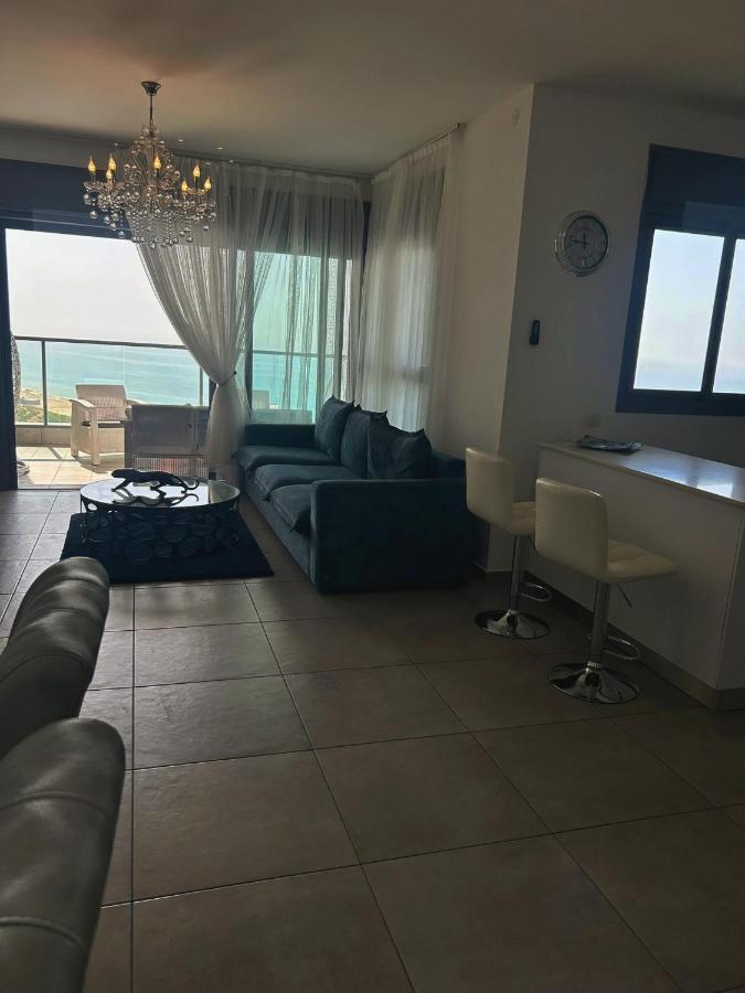 Panorama Apartment " City Garden " Bat Yam Bagian luar foto
