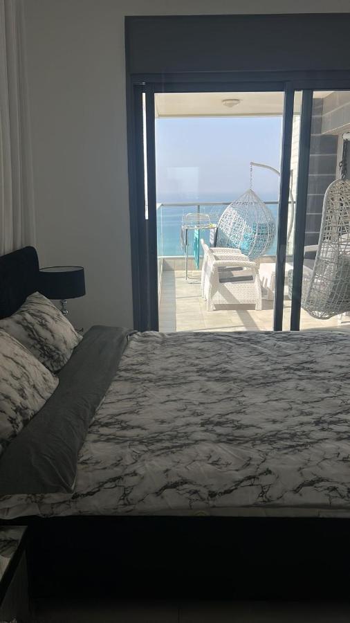 Panorama Apartment " City Garden " Bat Yam Bagian luar foto