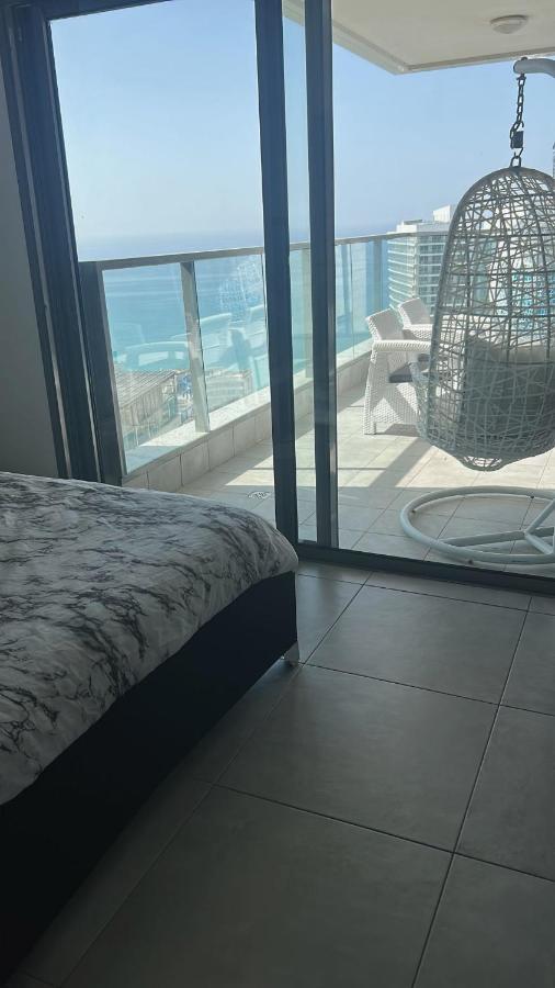 Panorama Apartment " City Garden " Bat Yam Bagian luar foto